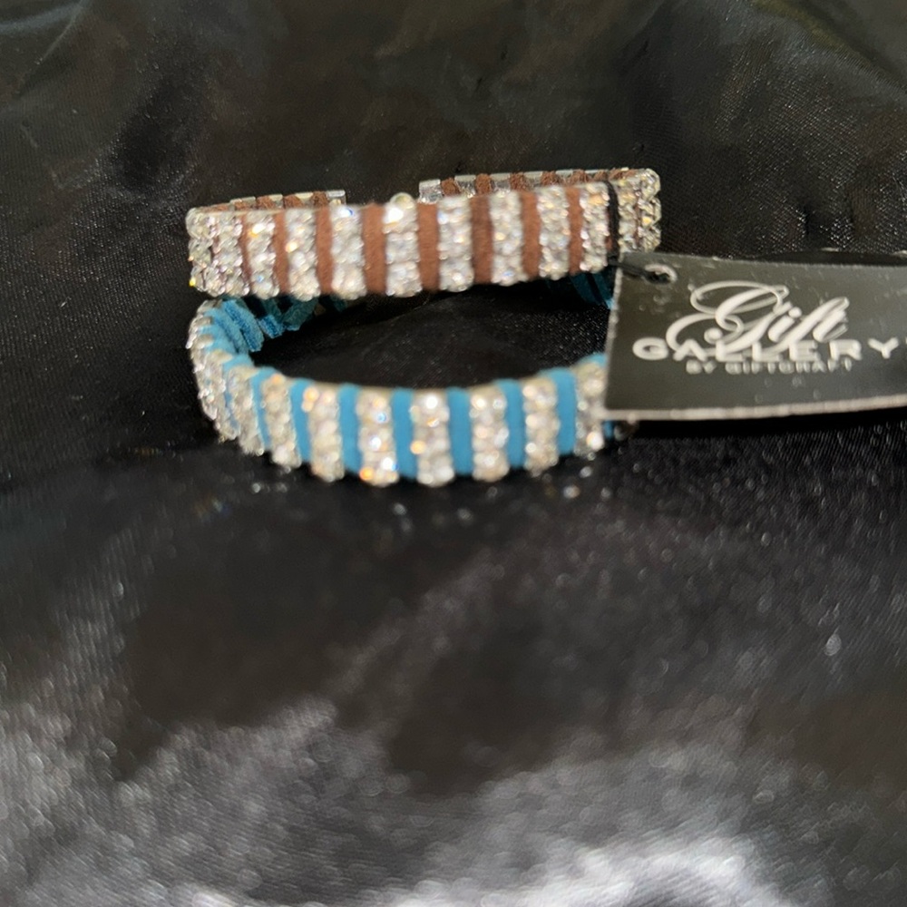 Giftcraft 1 Brown & 1 Turquoise Crystal Spring Closeure Bracelets